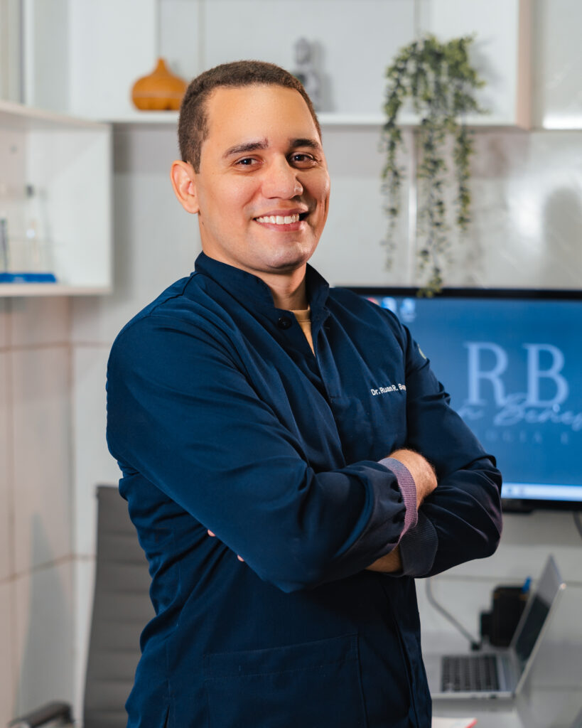 Dr. Ruan Benevides, dentista em Fortaleza na Elo Clinic